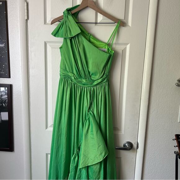 Mac Duggal Asymmetrical Bow One Sleeve Long Dress Green size 6 - Picture 5 of 14